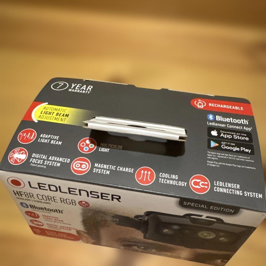 LEDLENSER HF8R CORE RGBヘッドランプ