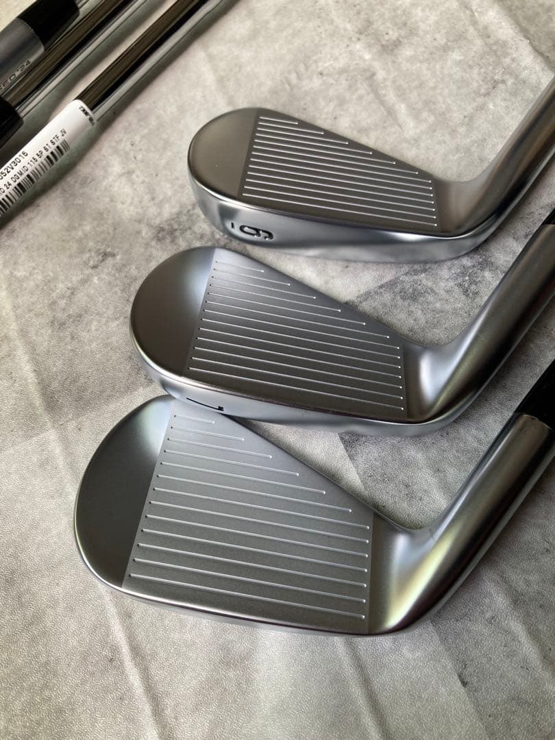 ●ラウンド未使用　超美品●キャロウェイ APEX PRO2024 DG6本セット