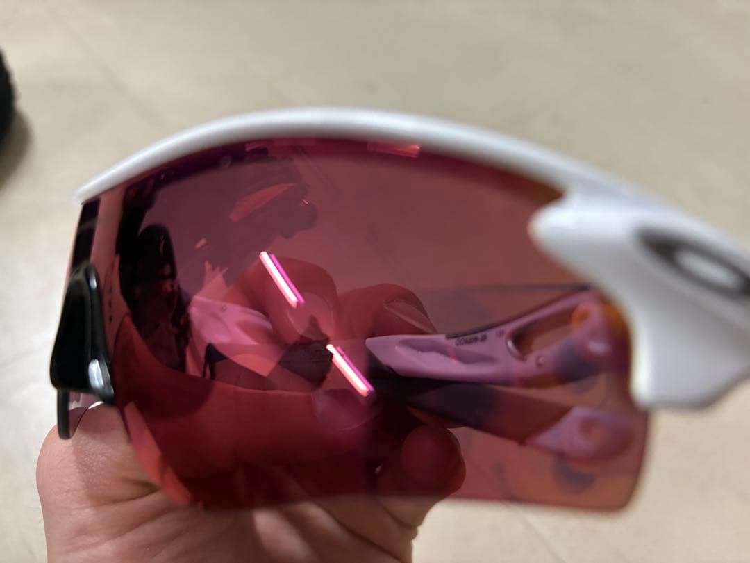 Oakley スポーツサングラス ホワイトフレーム