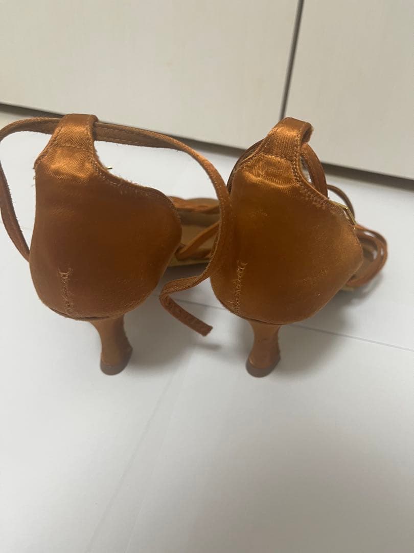 社交ダンスラテンシューズ英インターナショナル社製24cmEXワイド7cmヒール