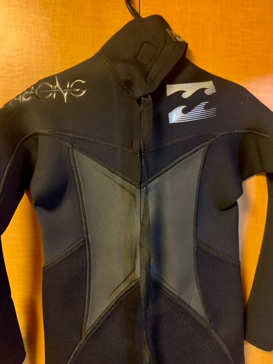 billabong ウェットスーツ　子供用