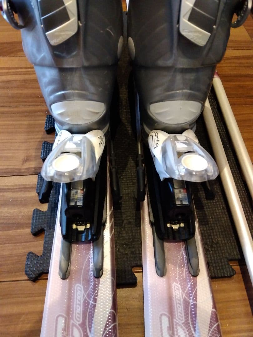 超美品【ハイエンド】VOLKL レディース スキーセット メンテ・WAX済み✔