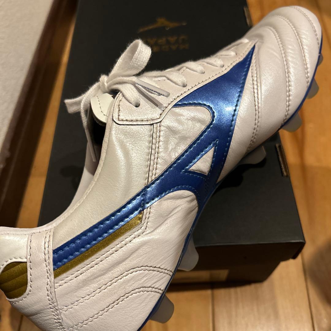 モレリア 2 JAPAN スーパーホワイトパール×レーザーブルー