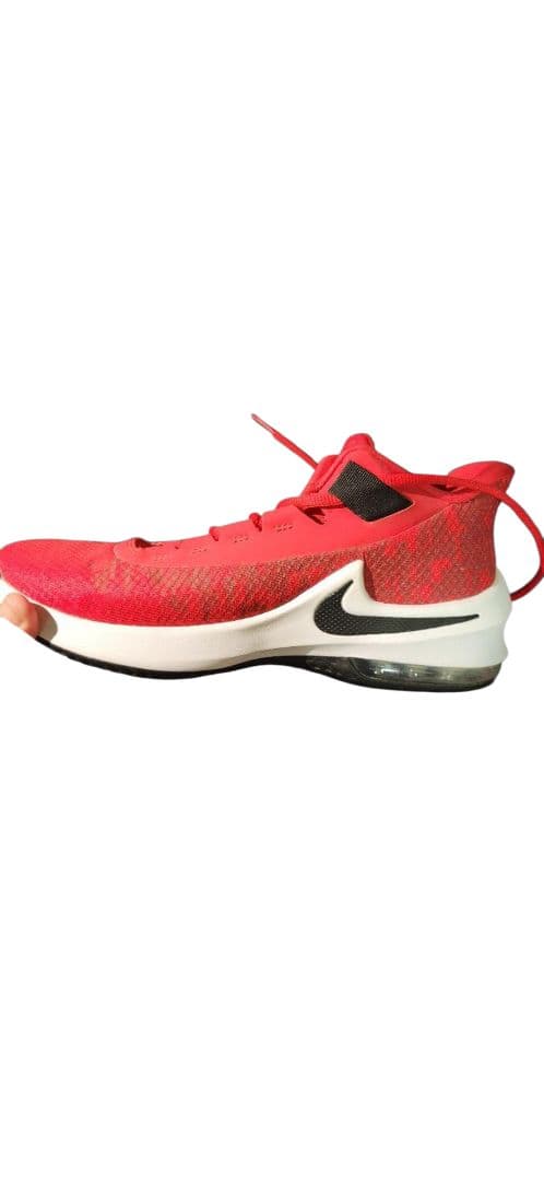 【未使用品】値下げ!!!　バッシュ　バスケ　ナイキ　NIKE　インフュリエイト