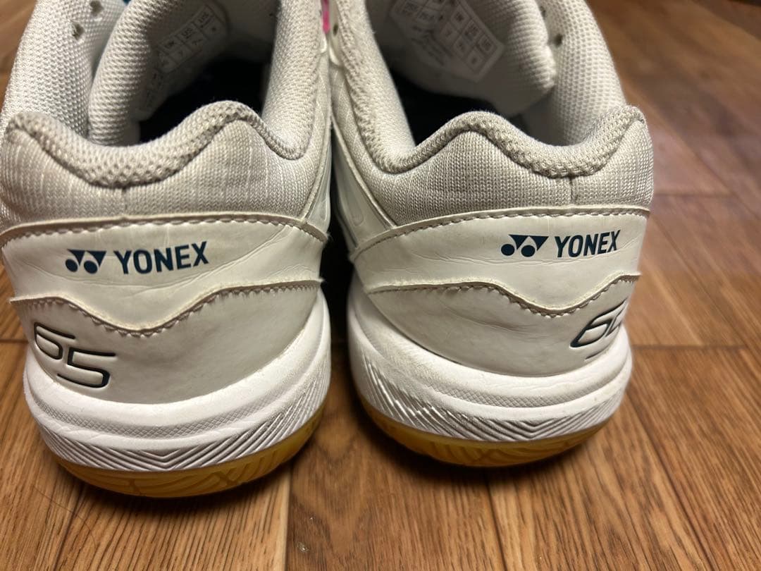 YONEX パワークッション65z スリム　25.5
