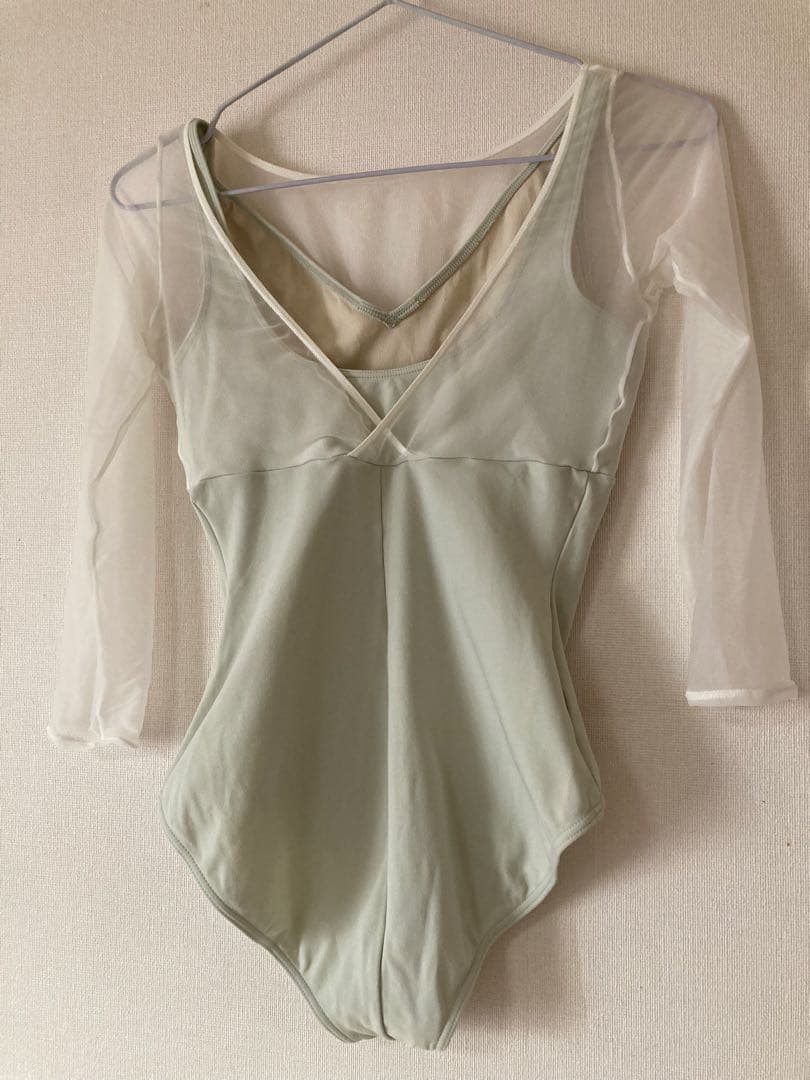 ⭐︎美品⭐︎ バレエ　レオタード　チャコット　M