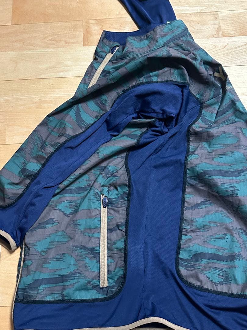 (希少品)GYAKUSOU 迷彩柄 ジップアップトップス