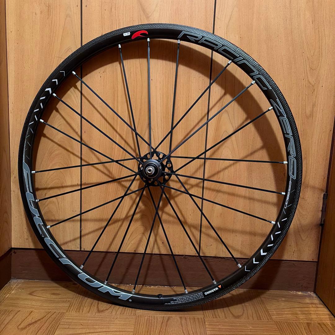 RACING ZERO 700C カーボンホイール　リムブレーキ