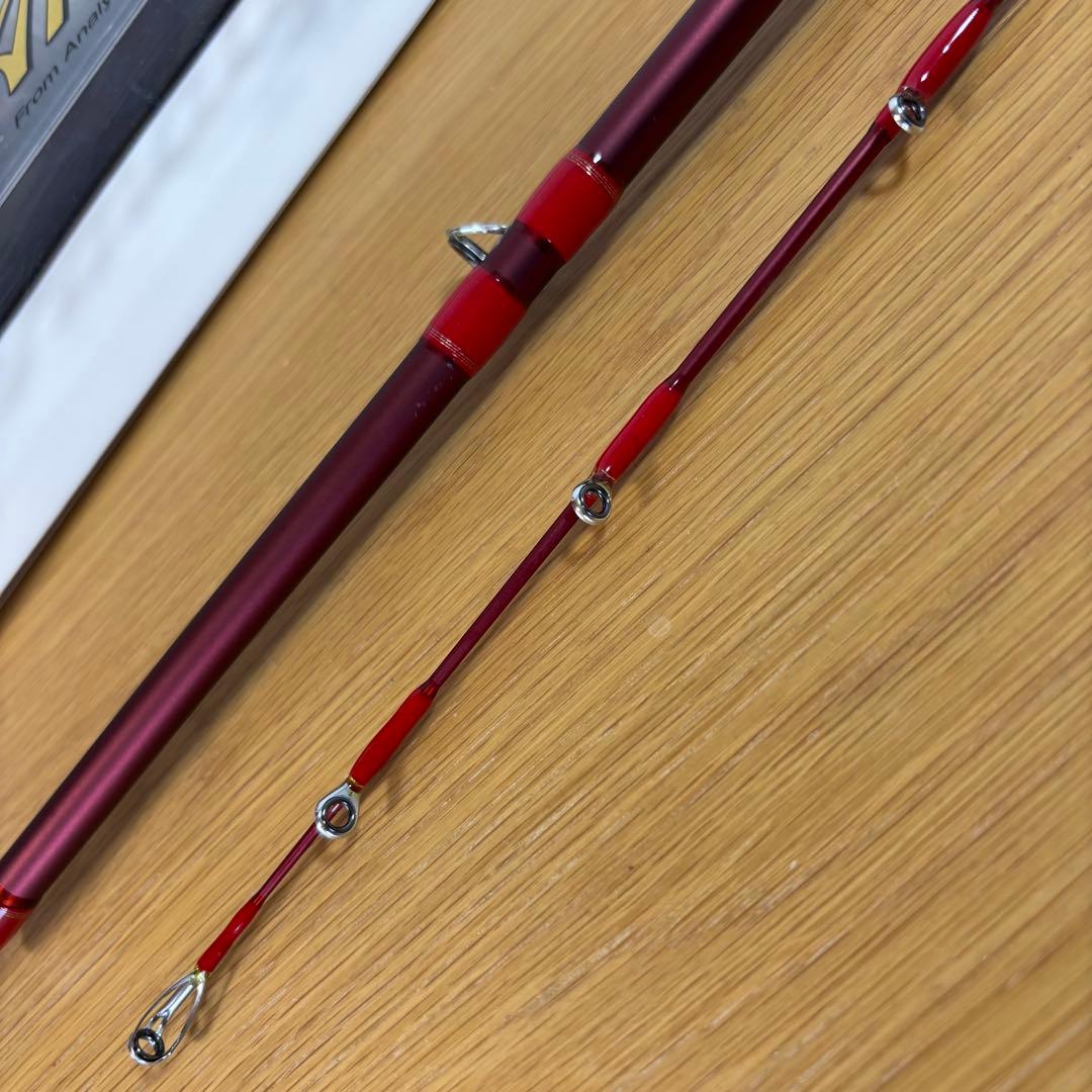 美品　ダイワ アナリスター ヒラメ H-270 船竿