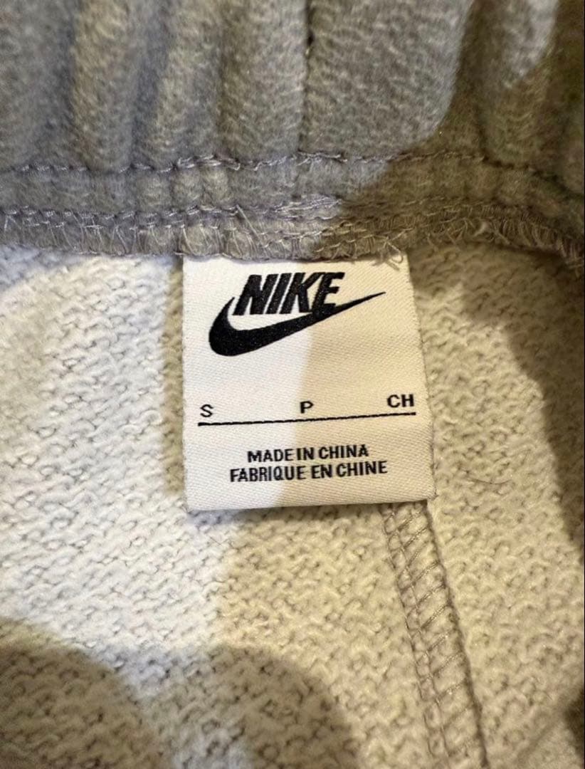 NIKEテックフリース