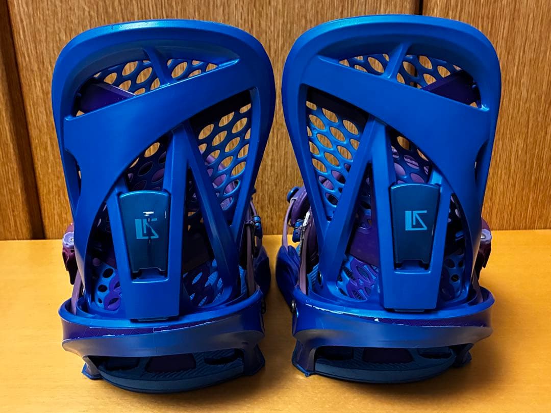 バートンBURTONバインディング【エスカペイド（レディースM）】青×紫