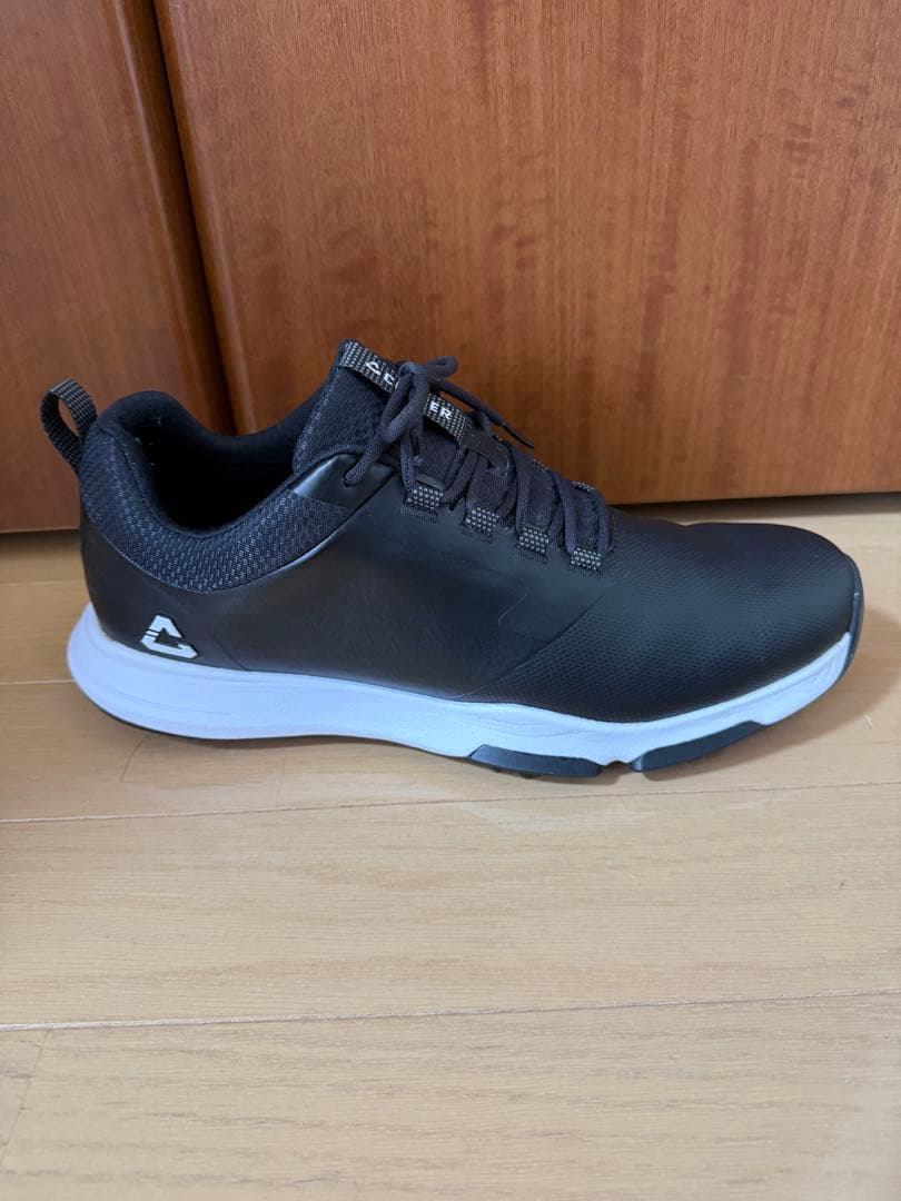 トラビスマシュー　シューズ27㎝