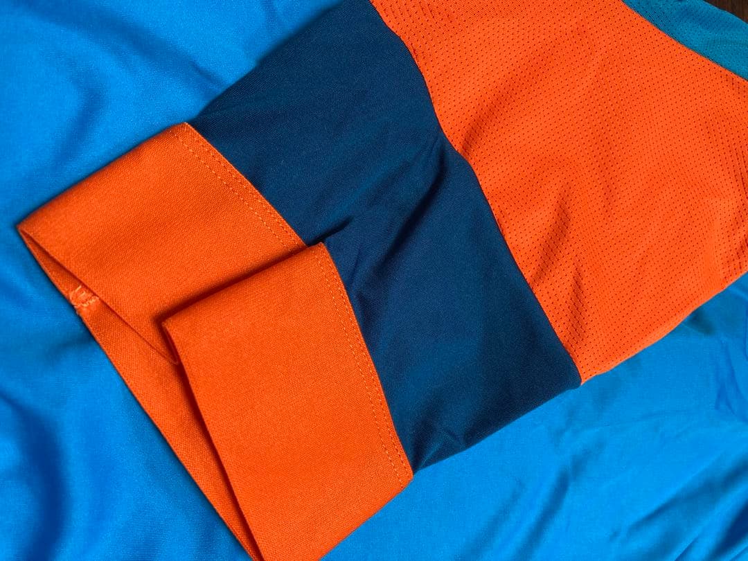 ラファ プロチームトレーニングジャージ RAPHA PRO TEAM Mサイズ