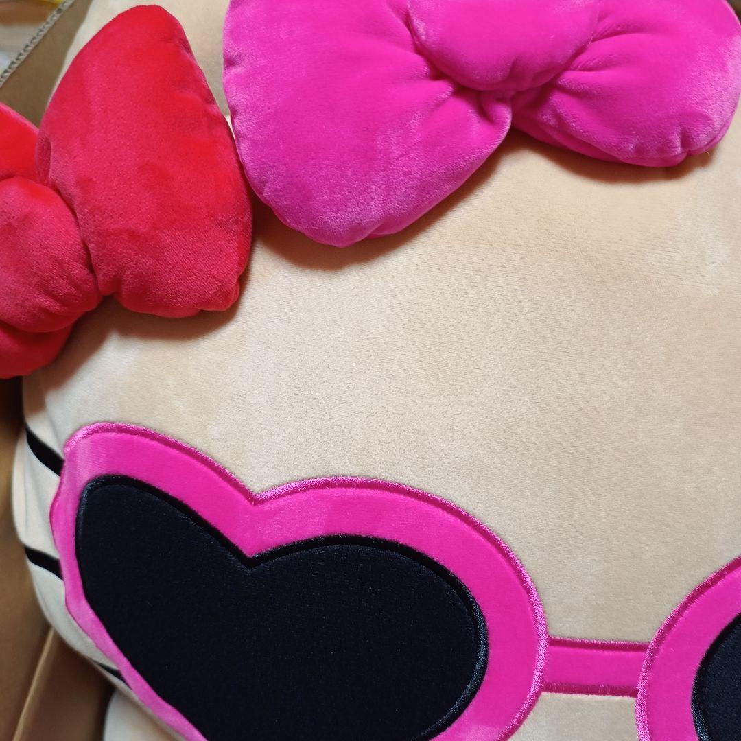 日焼けキティちゃんBIGぬいぐるみ　キティ　アベイル