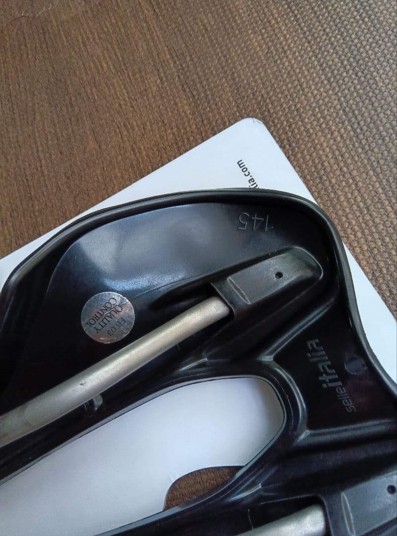 セライタリア　サドル　SLRBOOST　SUPERFLOW TI316 158