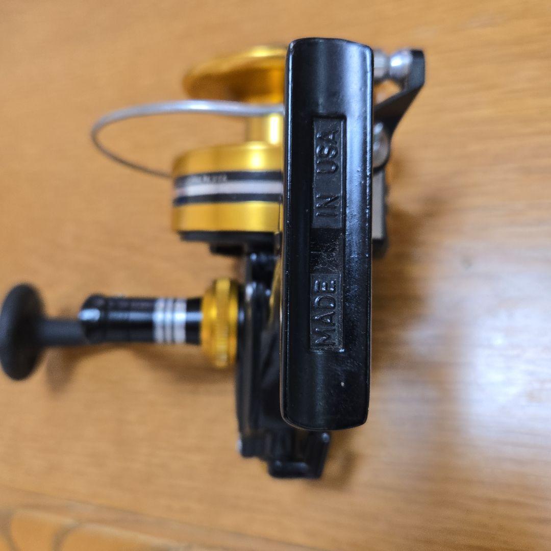 値下【希少・美品】PENN 8500SS スピンフィッシャー（スペアスプール付)