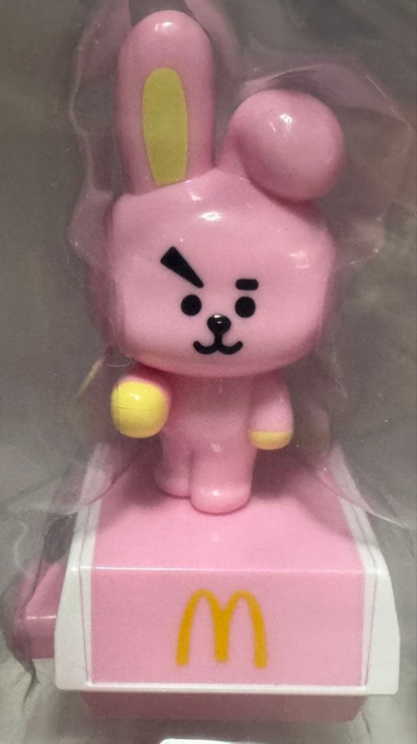 BTS X マクドナルド BT21 フィギュア コンプリートセット