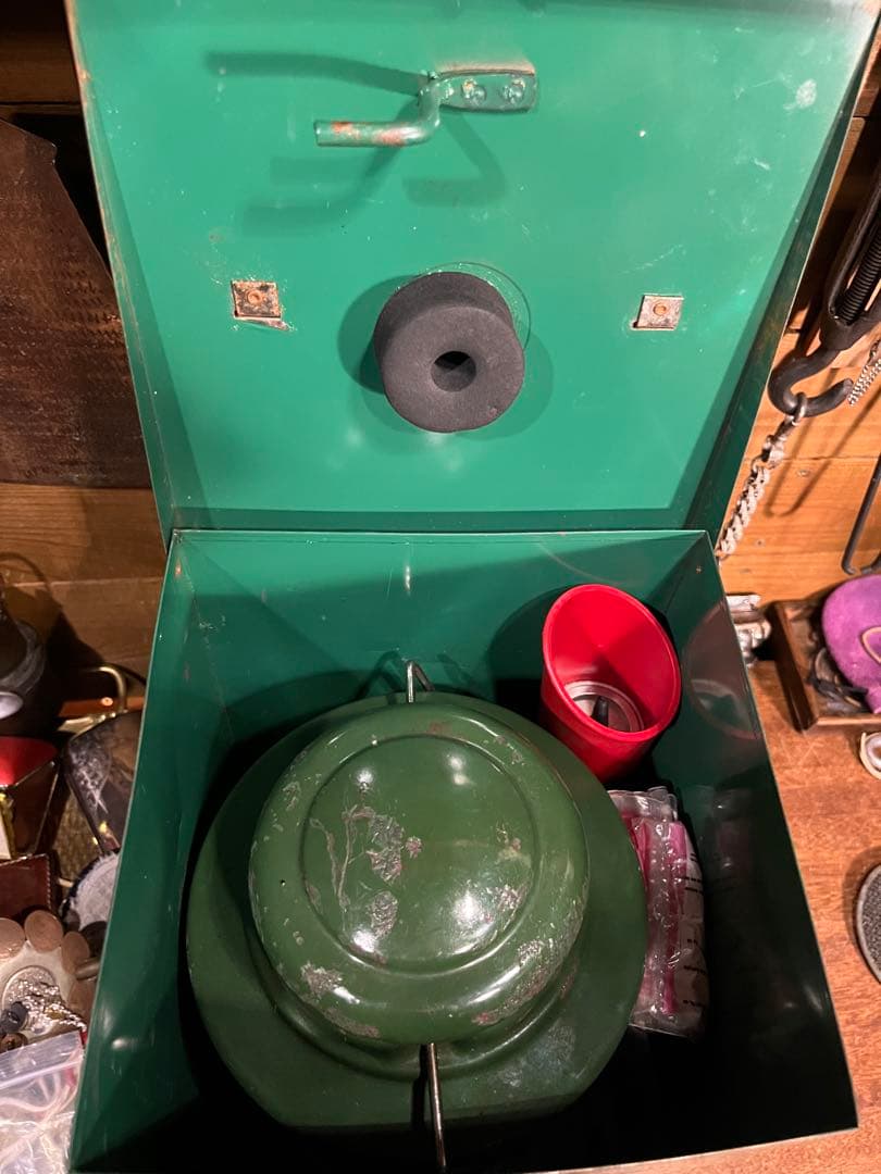 ヴィンテージ　コールマン635ランタン　ケース　付属品付き　　76 2