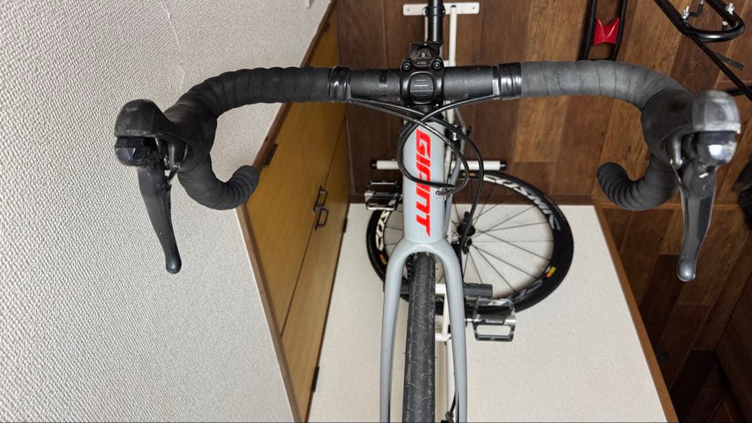 GIANT CONTEND AR2 DISC グラベルロードバイク