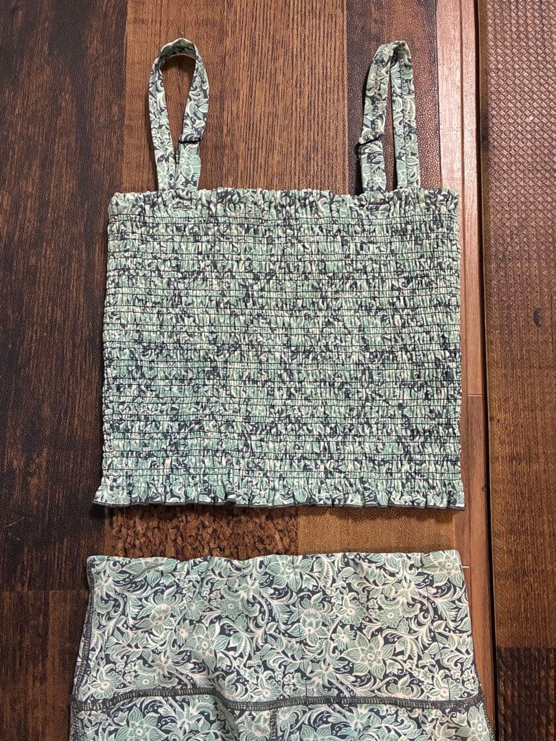 新品同　エミヨガ emmi yoga ヨガウェア　エキゾチックフラワー　水色