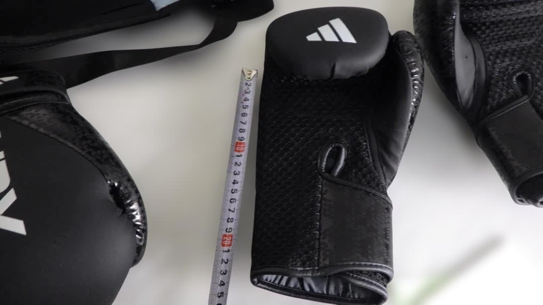 1092/美品　未使用　PBP UBX　ボクシンググローブ　2セット　10oz