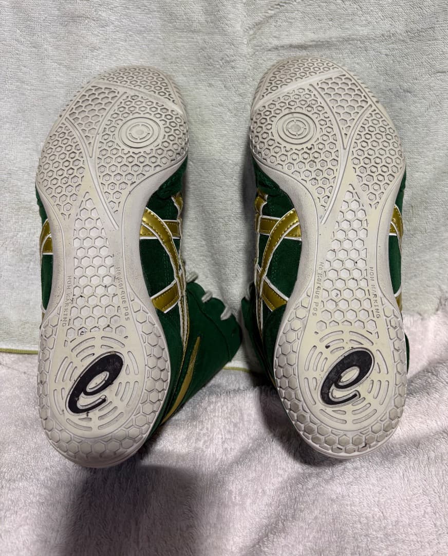 asics レスリング　ボクシングシューズ