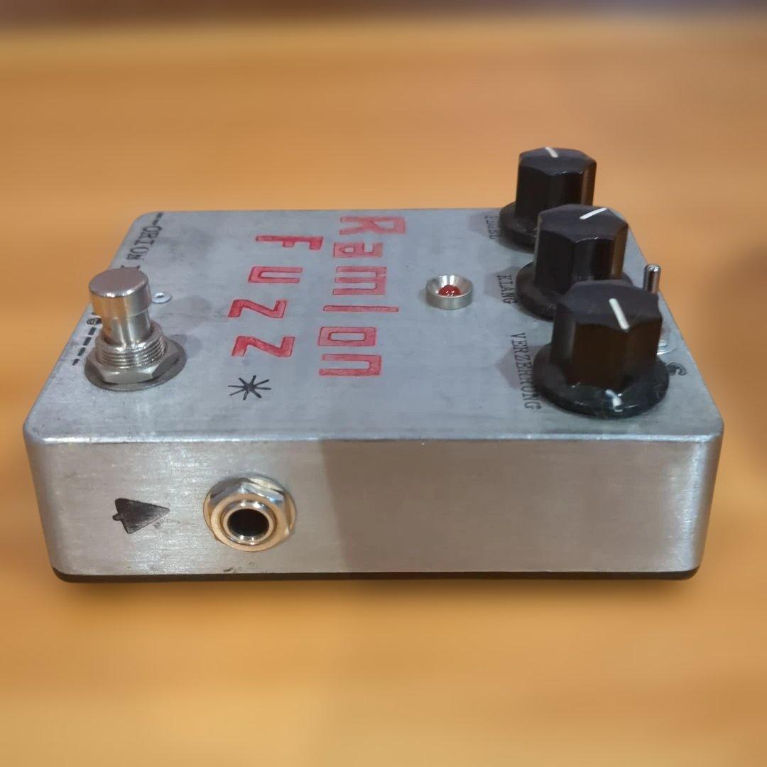 Ramlon Fuzz ドイツ製　希少　エフェクター　レア