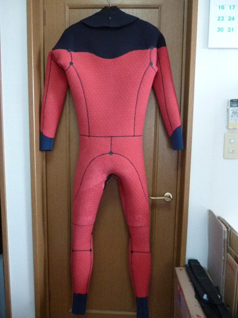 BREAKER OUT（ブレーカーアウト）チェストジップセミドライ XL！送料込