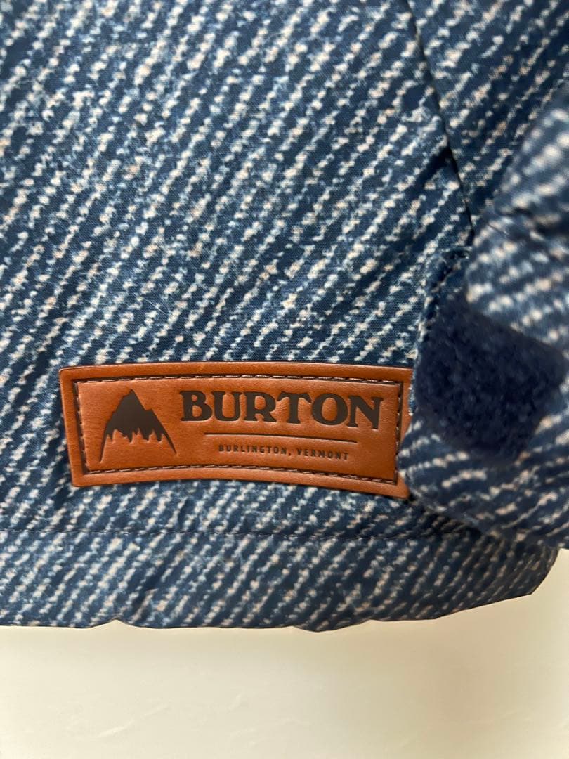 BURTON フード付きジャケット サイズS ブルー