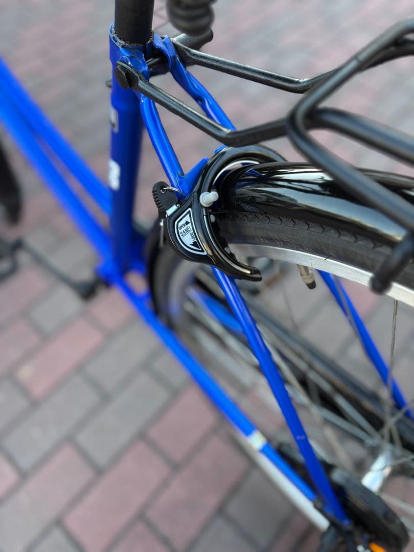 青色・オートライト・タウンサイクル(26㌅)お届け出来ます。お引き取りも可能です