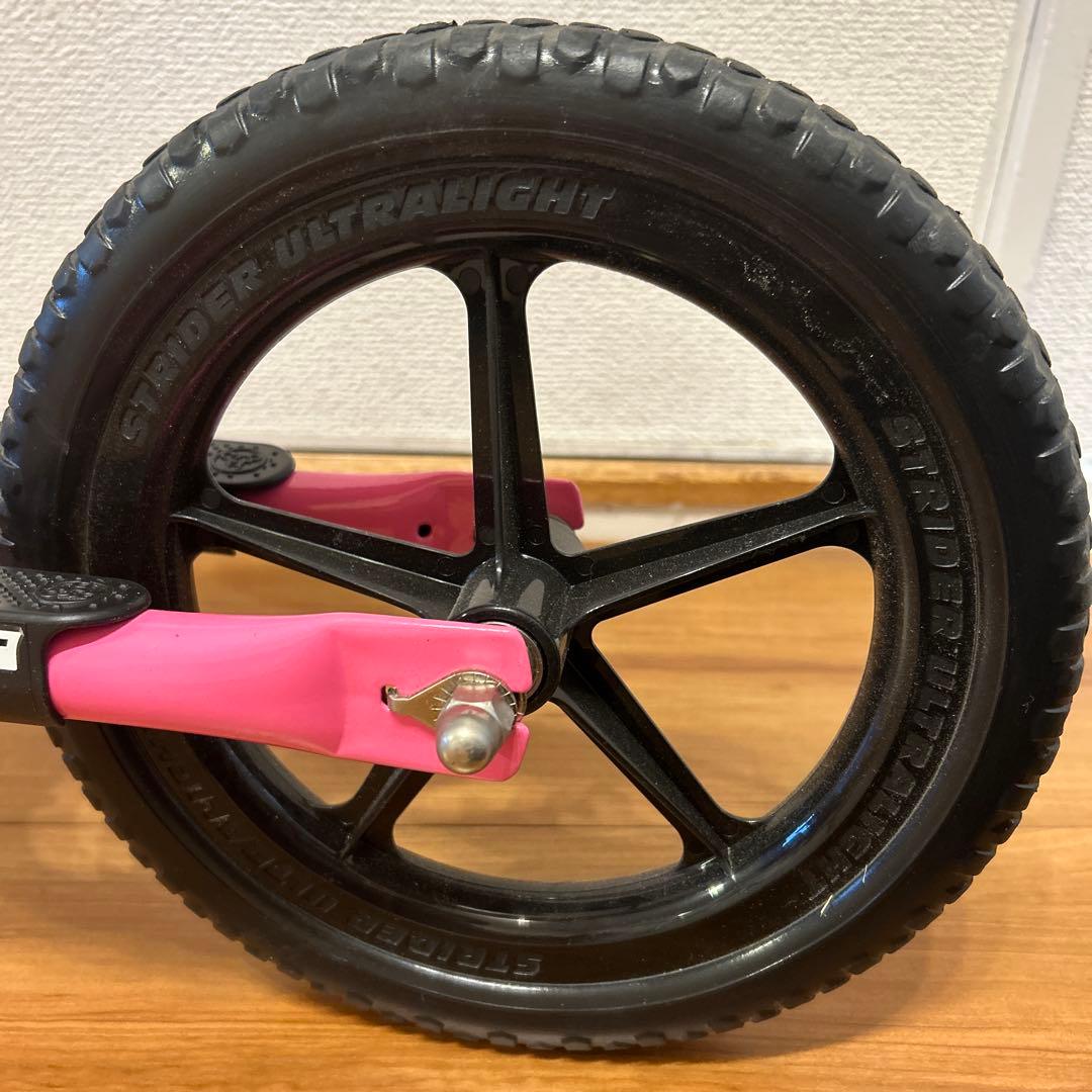 ＊ストライダー＊スポーツモデル 12インチ　ピンク