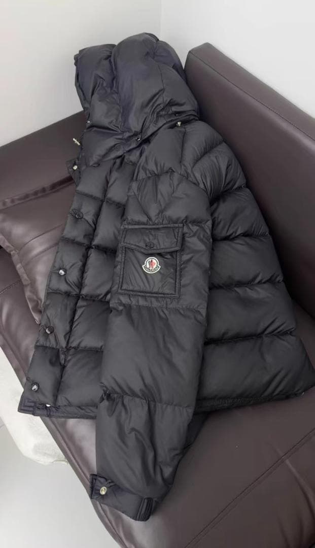 MONCLER SIZE 3 ブラック ダウンジャケット フード付き