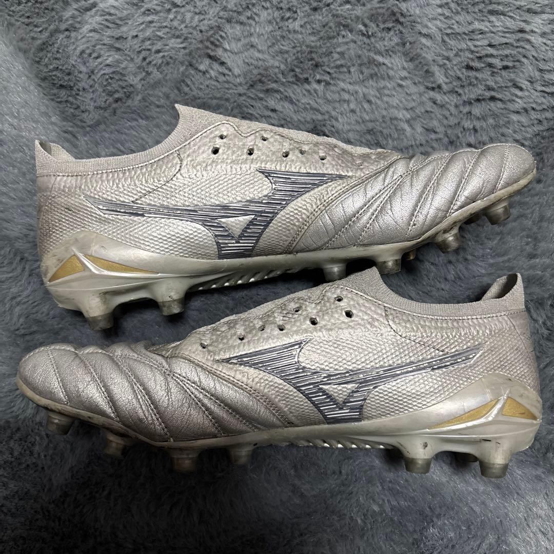 Mizuno moreria　NEO IV βスパイク シルバー