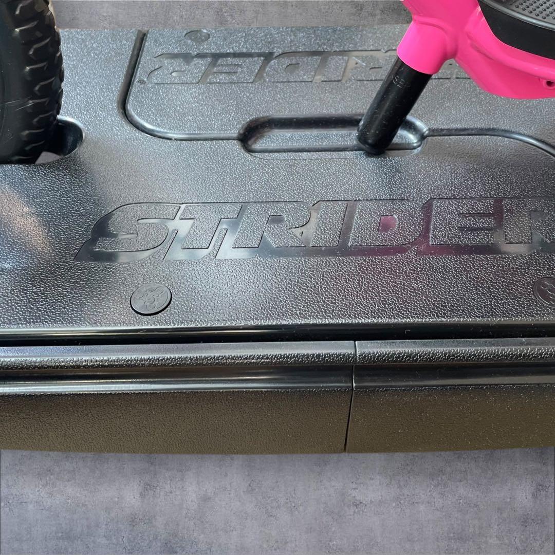 新品　STRIDER ストライダースポーツ ピンク 12インチ ロッキングベース