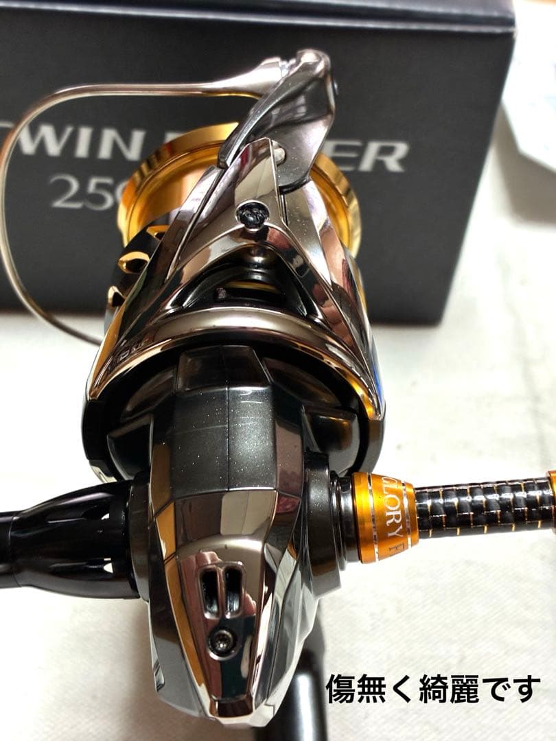 【極美品】シマノ リール 20ツインパワー2500SHG【ダブルハンドル仕様】