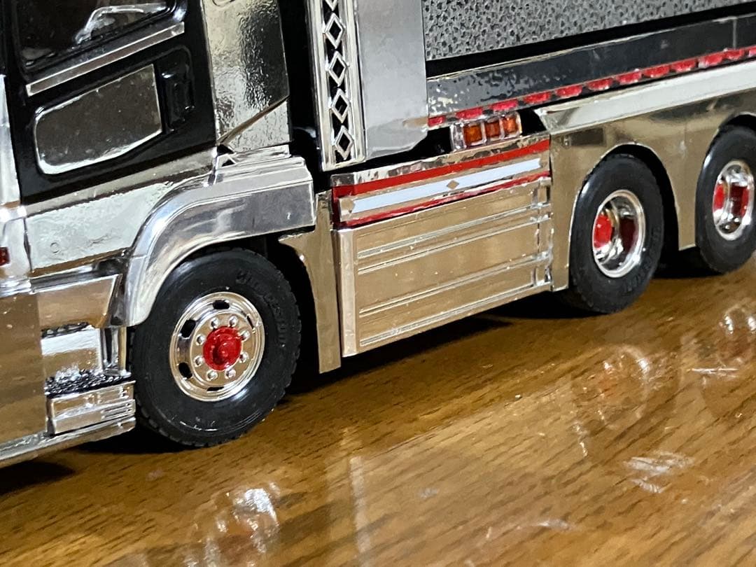 デコトラダンプ、1/32スーパーグレートデカ箱ダンプ、完成品