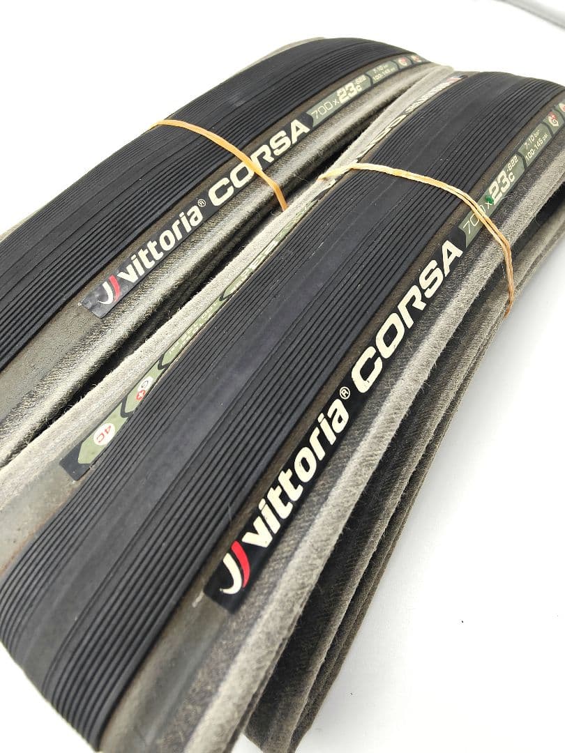Vittoria CORSA 700×23c2本 クリンチャータイヤ低走行美品☆