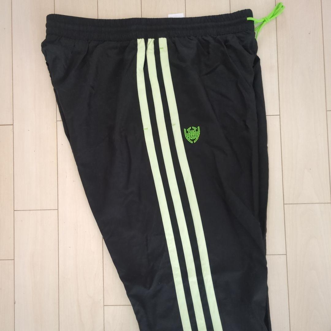 【新品・稀少サイズ5XO】adidasドノバン・ミッチェルバスケットボールパンツ