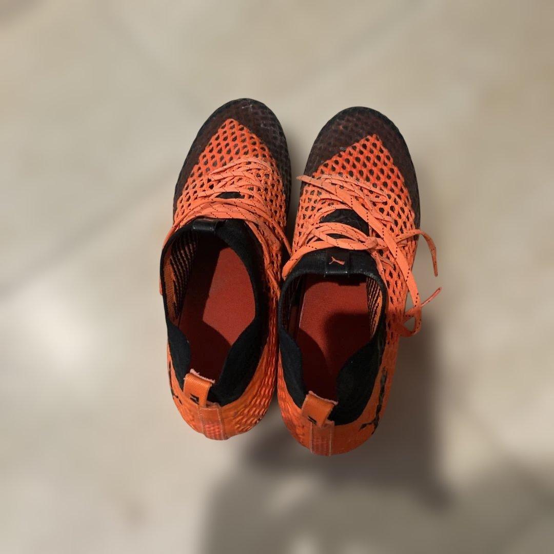 サッカー　スパイク　PUMA 28㎝