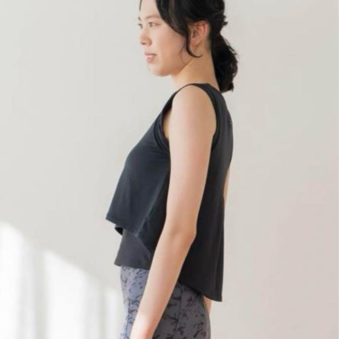 美品　SUKALA フレアタンクトップ