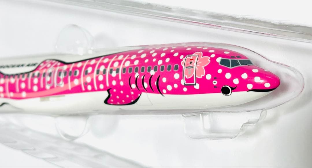 JALUX 1/130 B737-400 さくらジンベエ