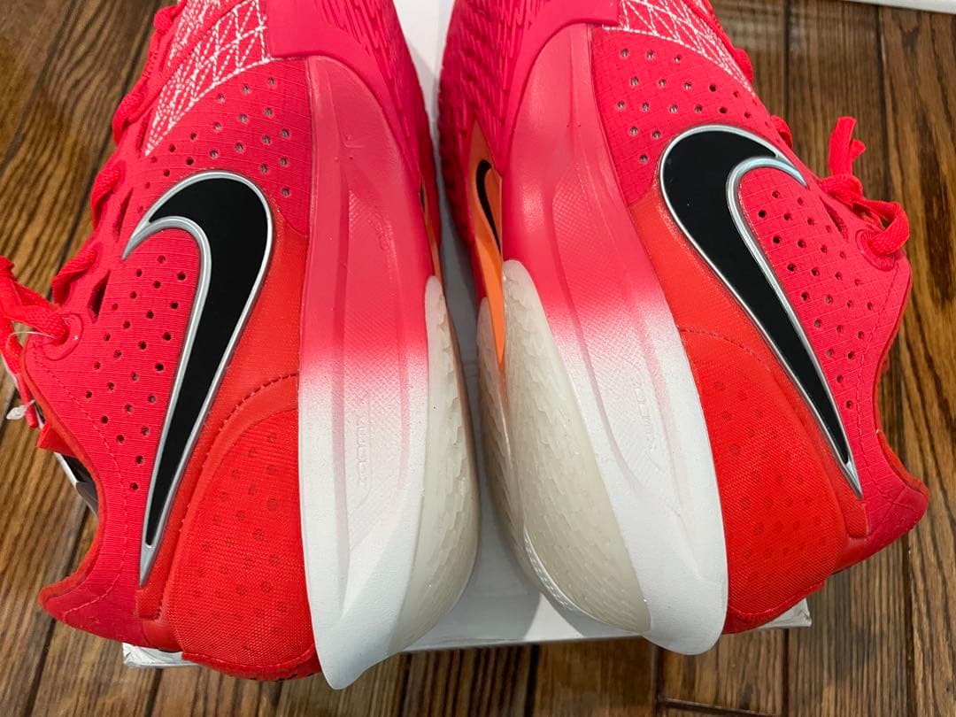 新品未使用　ナイキ　NIKE G.T CUT 3 EP 25.5cm