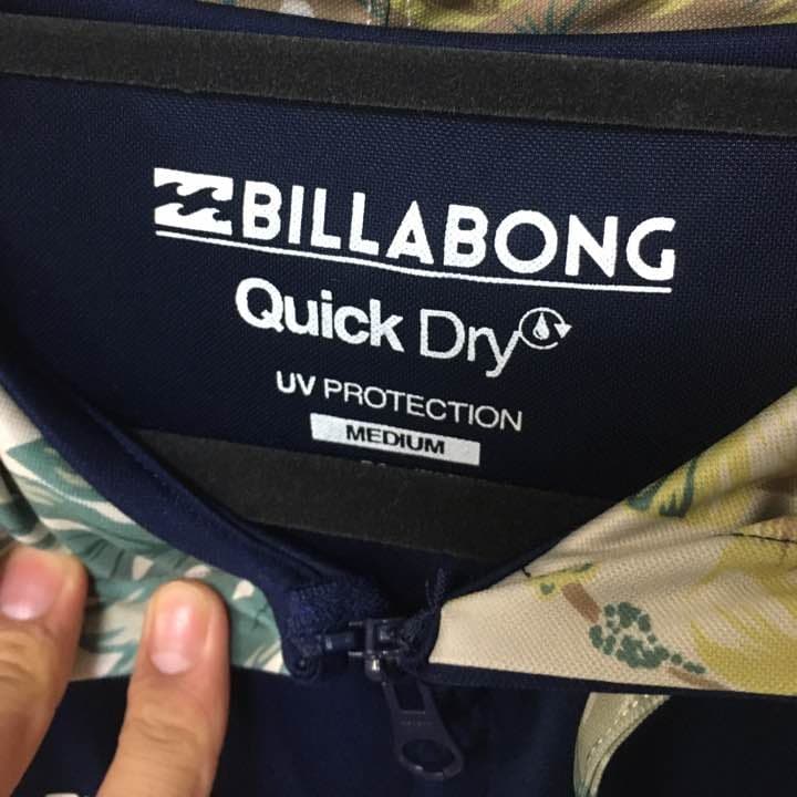 BILLABONG ラッシュパーカー