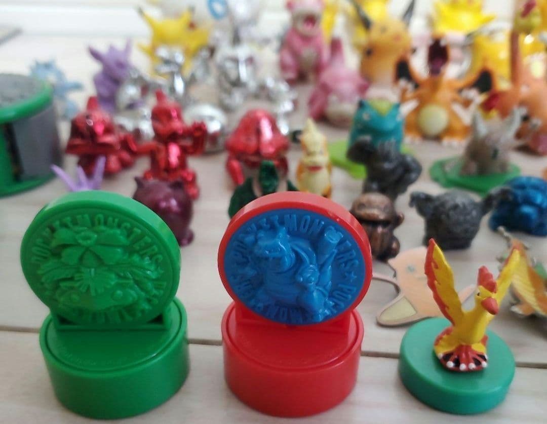 【まとめ売り】ポケモン105体　キーホルダー　スタンプ　ソフビ　メタル