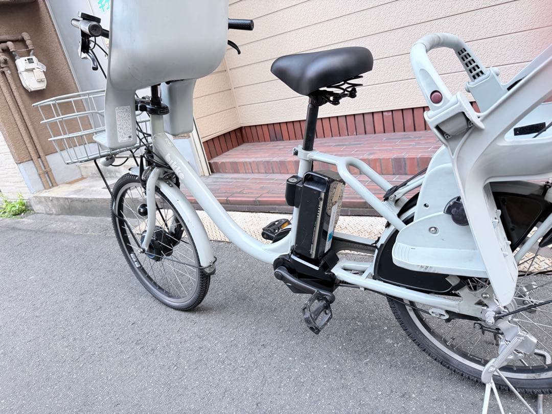 子供乗せ　3人　ブリヂストン　電動アシスト自転車 チャイルドシート付き グレー