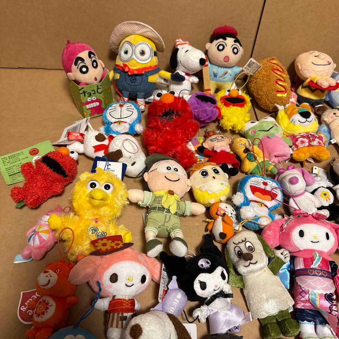 ディズニー　サンリオなど　キャラクター　マスコット　ぬいぐるみ　まとめ売り