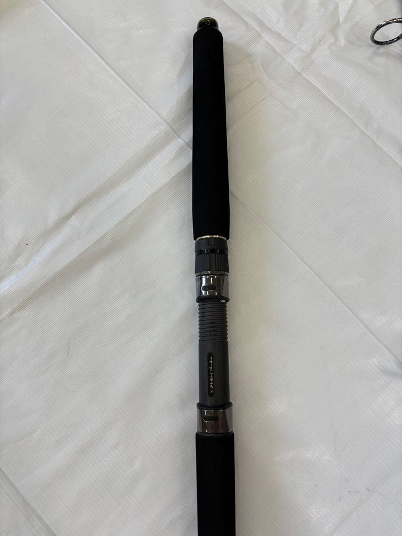 美品 使用2回ヤマガブランクス BlueSniper 81/6 Blacky