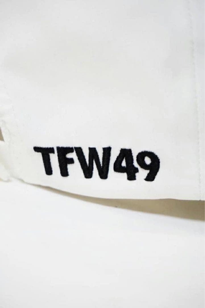 新品タグ付き⭐️unisex TFW49⭐️2025NEW⭐️キャップ　ホワイト