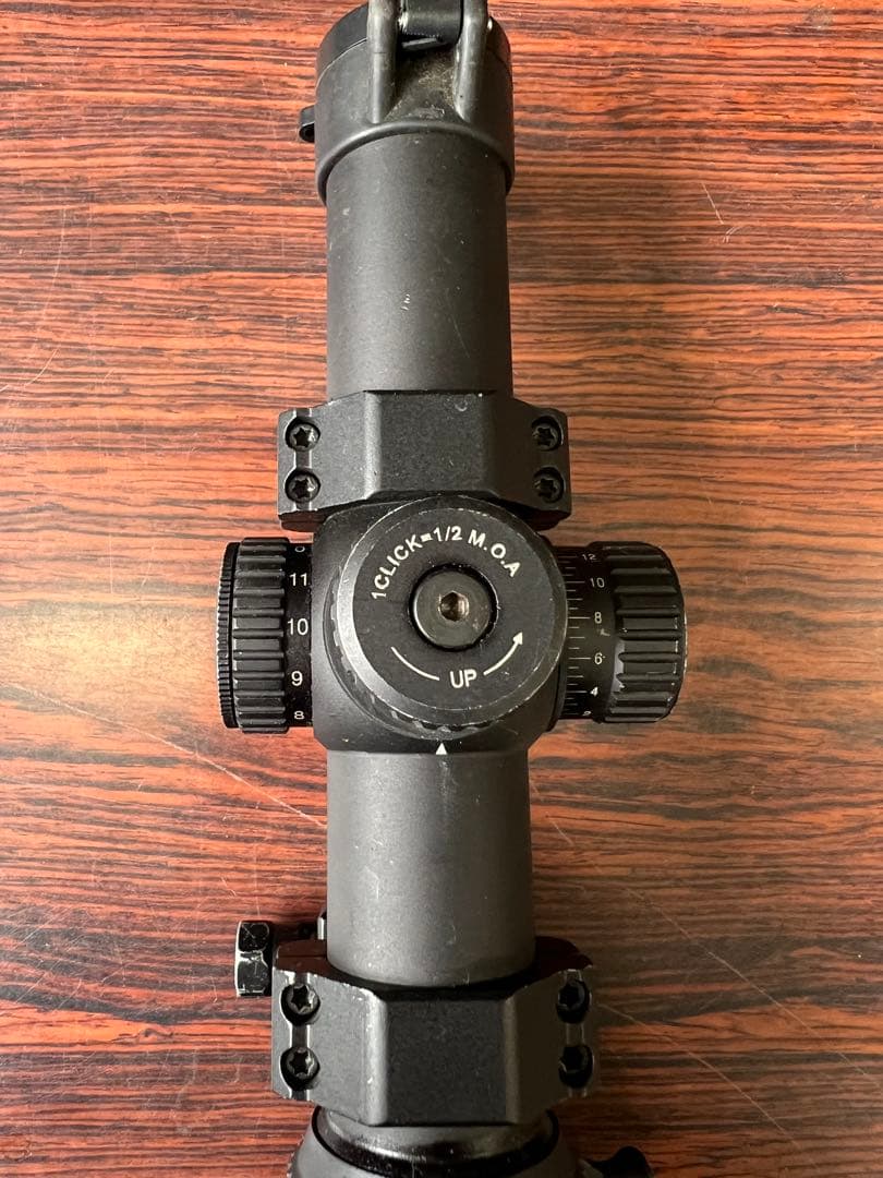 FORESTER 1-5X24 GII スコープ