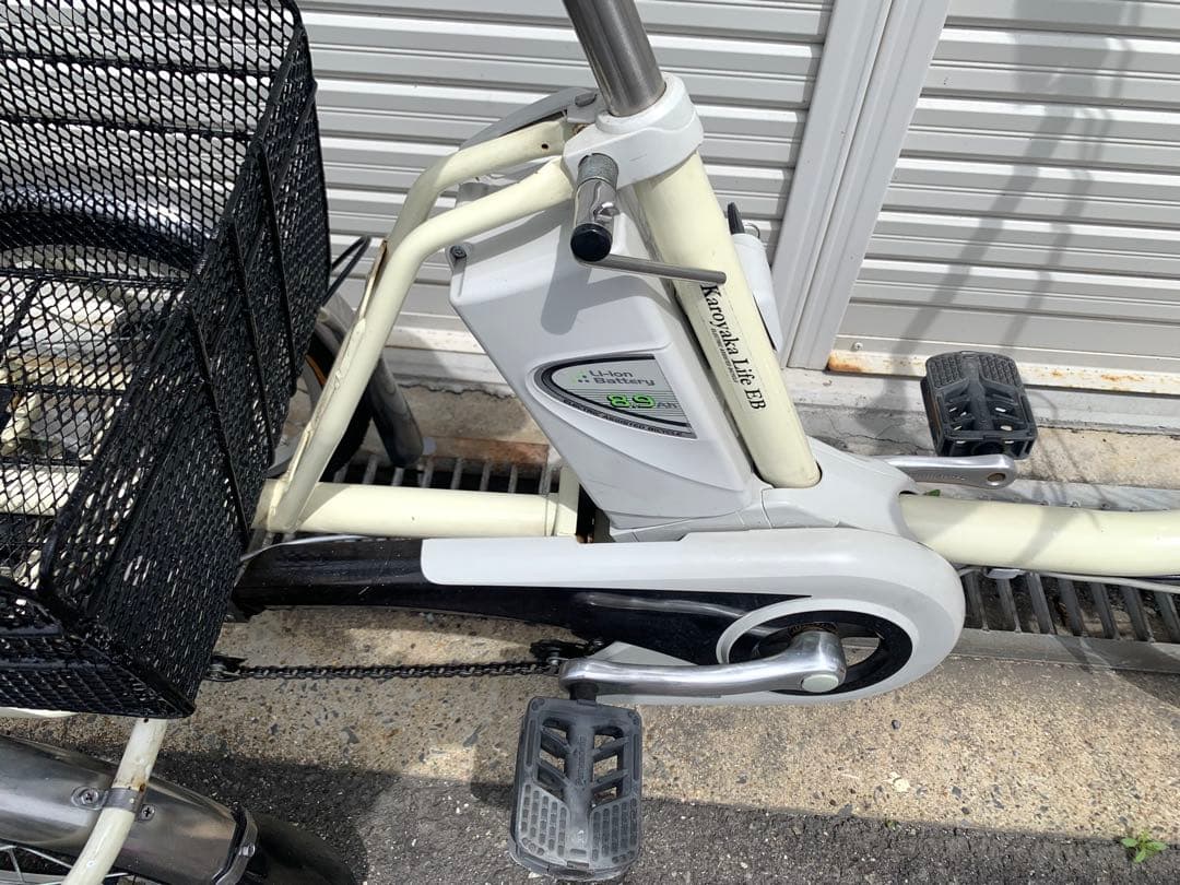 送料無料 Panasonic電動三輪自転車 8.9Ah 長押し4点灯 動作確認済
